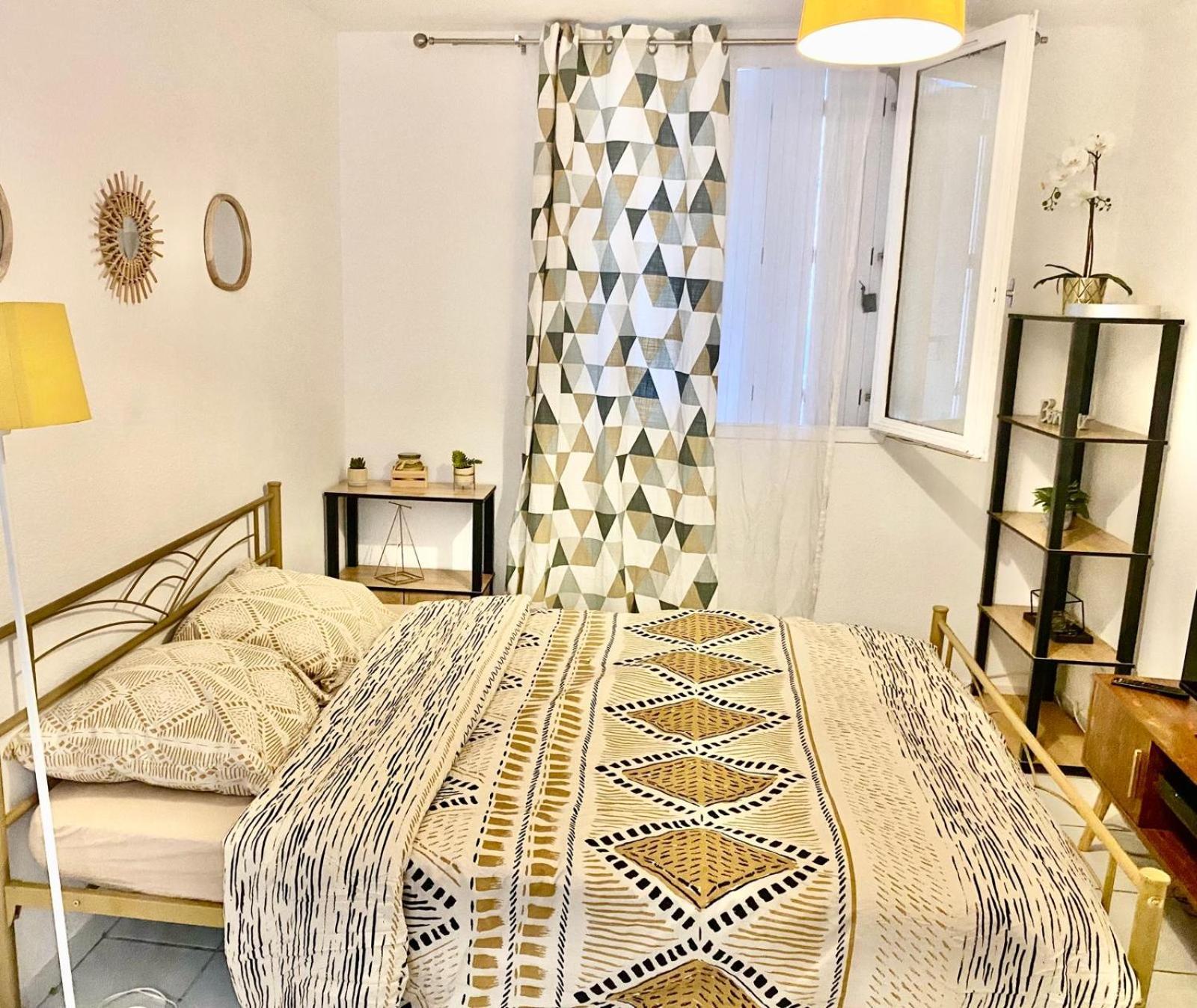 Studio A 5 Mn A Pied De La Gare Saint-Roch Montpellier Exteriör bild